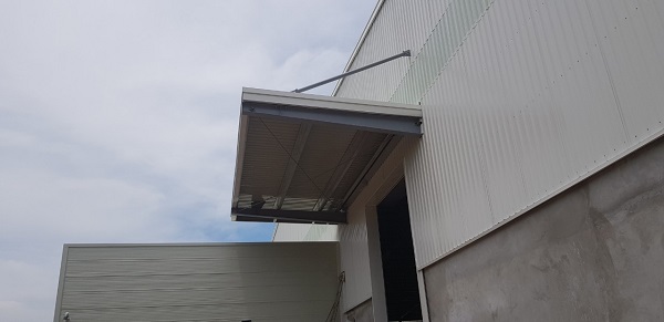 Mái Canopy sử dụng phổ biến trong công trình thép tiền chế