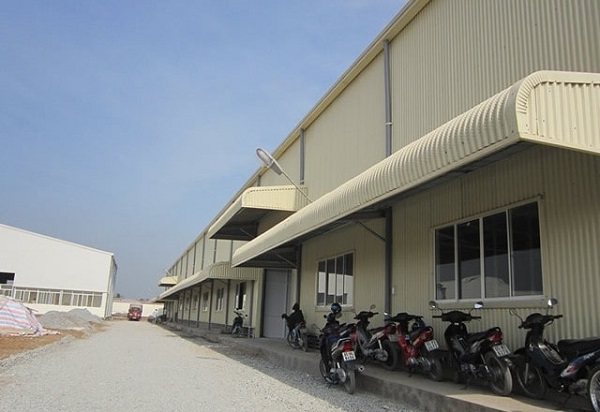 Mái hiên Canopy che chắn mưa nắng cho công trình thép tiền chế