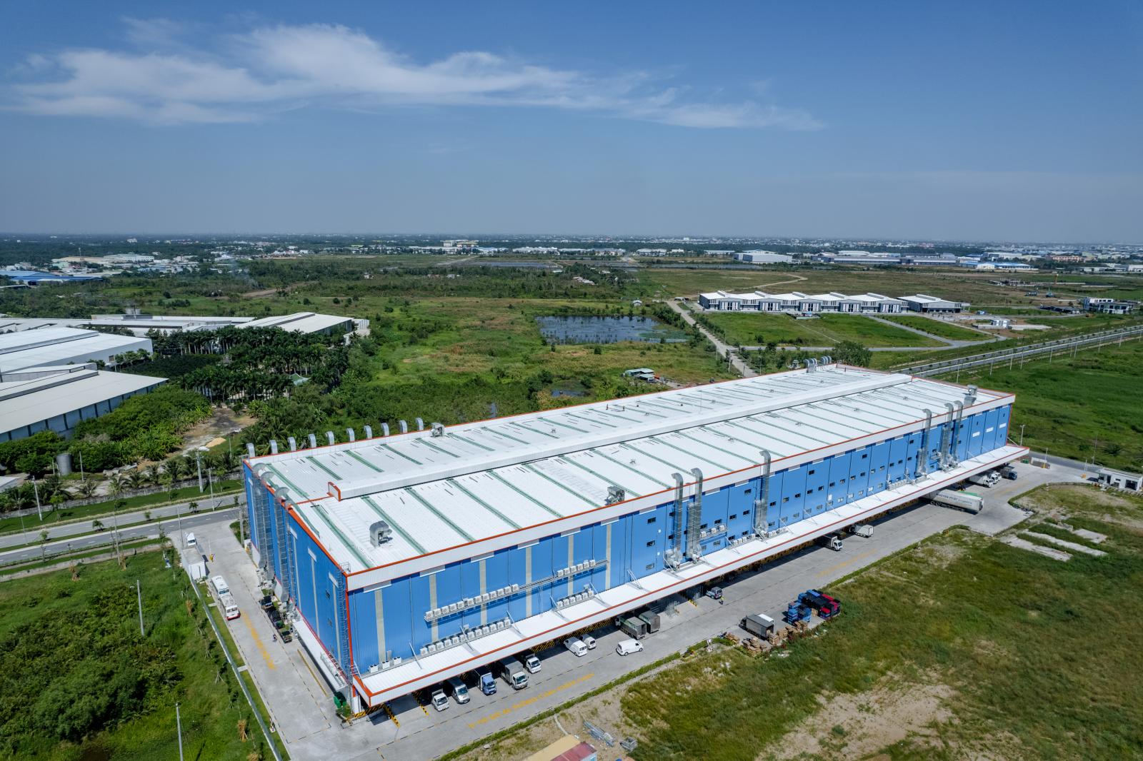 Trung tâm Kho tổng Miền Nam FPT